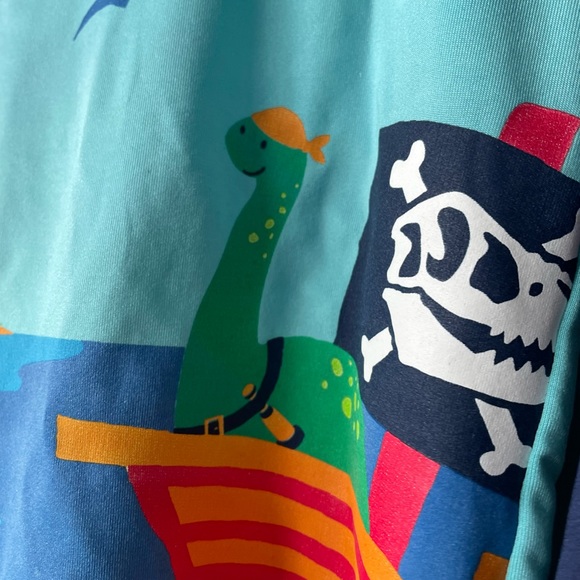 Cat & Jack Pirate Themed Rash Guard Size 4T - Picture 9 of 9